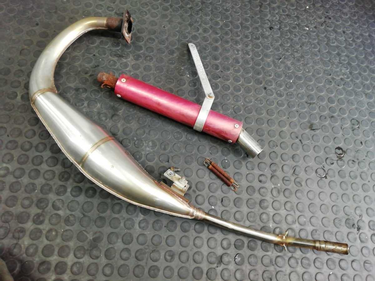 ホンダNS-1に取り付けたリップス製チャンバーを耐熱塗料ブラック
