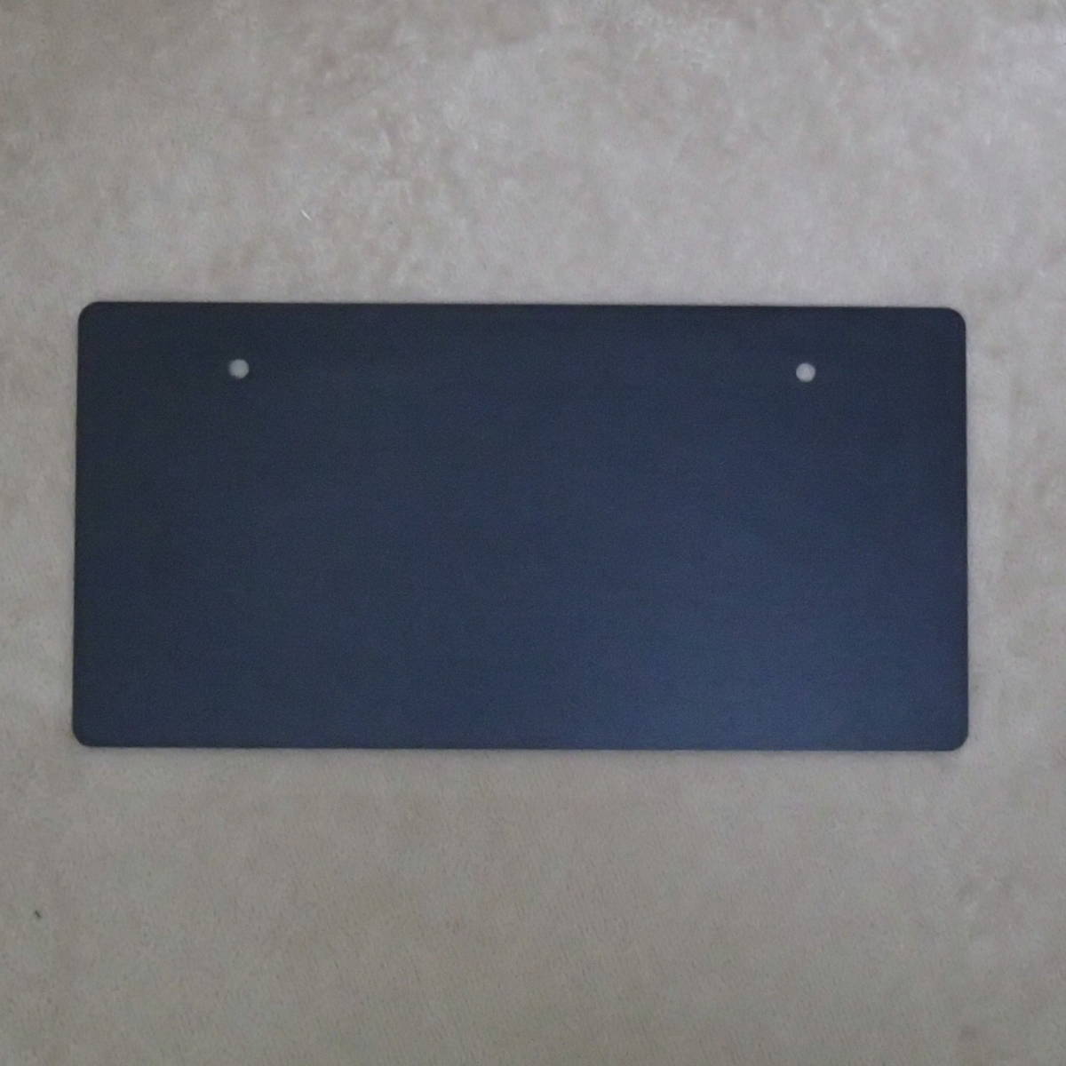 展示 撮影用ナンバープレート 黒マット ツヤ消し フロント用 無地 ダミー 普通車 の落札情報詳細 ヤフオク落札価格情報 オークフリー スマートフォン版