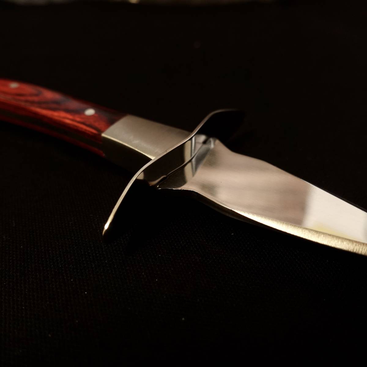 新品 N036武蔵刃物 高級オイスターナイフ 鍔付きステンレス 170mm 赤 ケース付 牡蠣 殻むき 厨房機器 貝むきナイフ の落札情報詳細 ヤフオク落札価格情報 オークフリー スマートフォン版