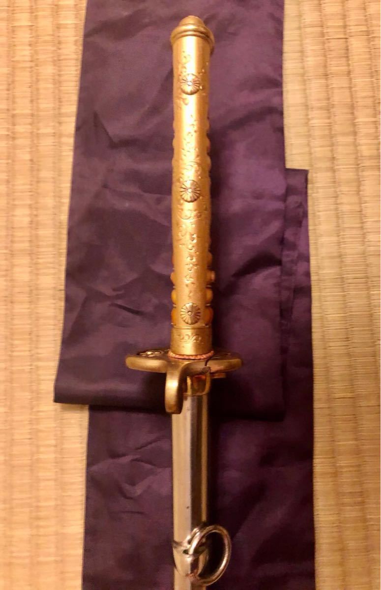 戦前　将官サーベル握り/柄のみ(刀身/鞘なし) 大珍品☆将官特注サーベル型軍刀本身入り壽光堂特注 細身の古刀 極美の