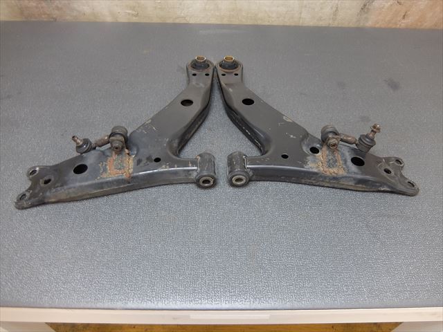 AE111シリーズ フロントロアアーム左右セット AE111フロントロアアーム