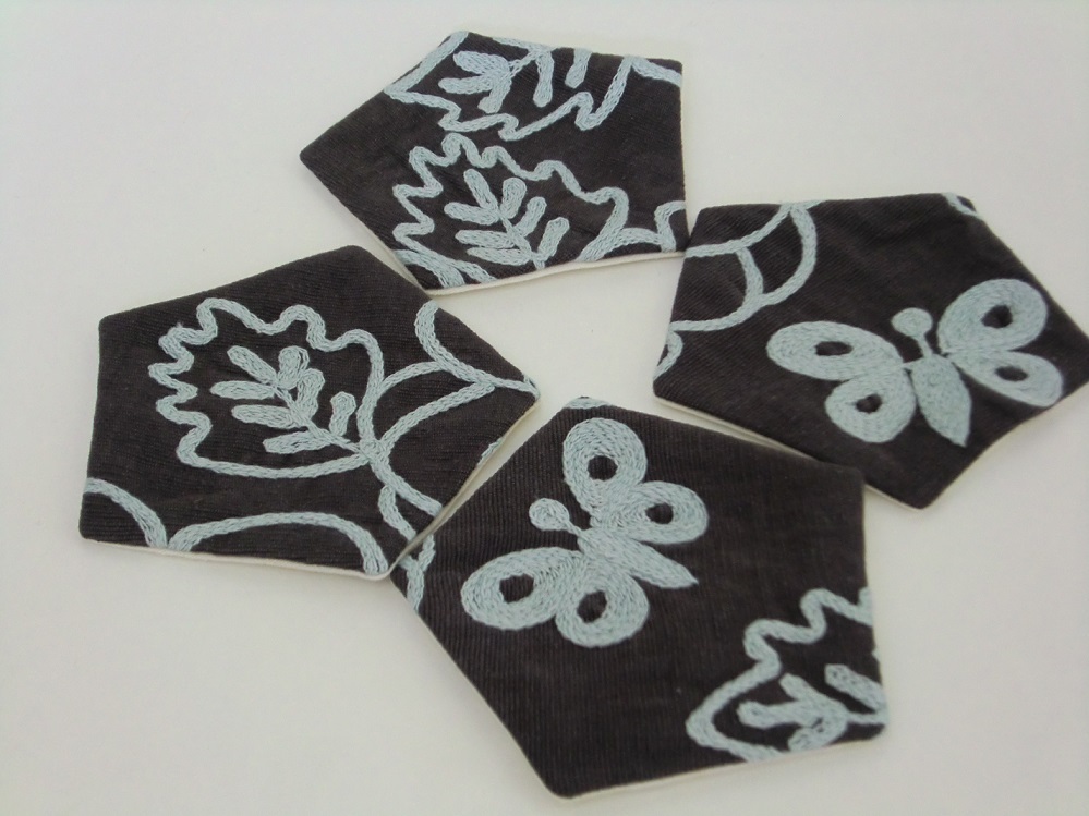 新品 手作り 布コースター 4枚セット リバーシブル 五角形 005 の落札情報詳細 ヤフオク落札価格情報 オークフリー スマートフォン版