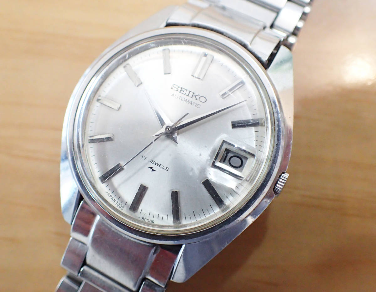 ダイヤル美品 純正ブレス付き Seiko セイコー 17石 デイト付き 7005 8000 アンティーク自動巻きメンズ腕時計 の落札情報詳細 ヤフオク落札価格情報 オークフリー スマートフォン版