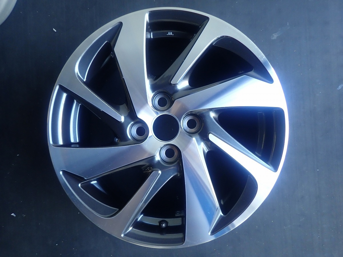 中古アルミ15x5.0 アクア、ポルテ、スペイド、ヤリス、will viなど