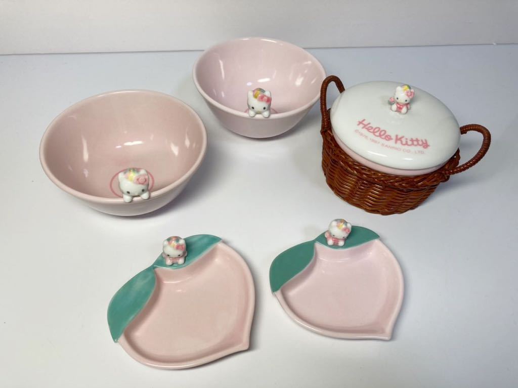 ハローキティ 陶器 桃キティ 中華シリーズ マスコット付き小皿