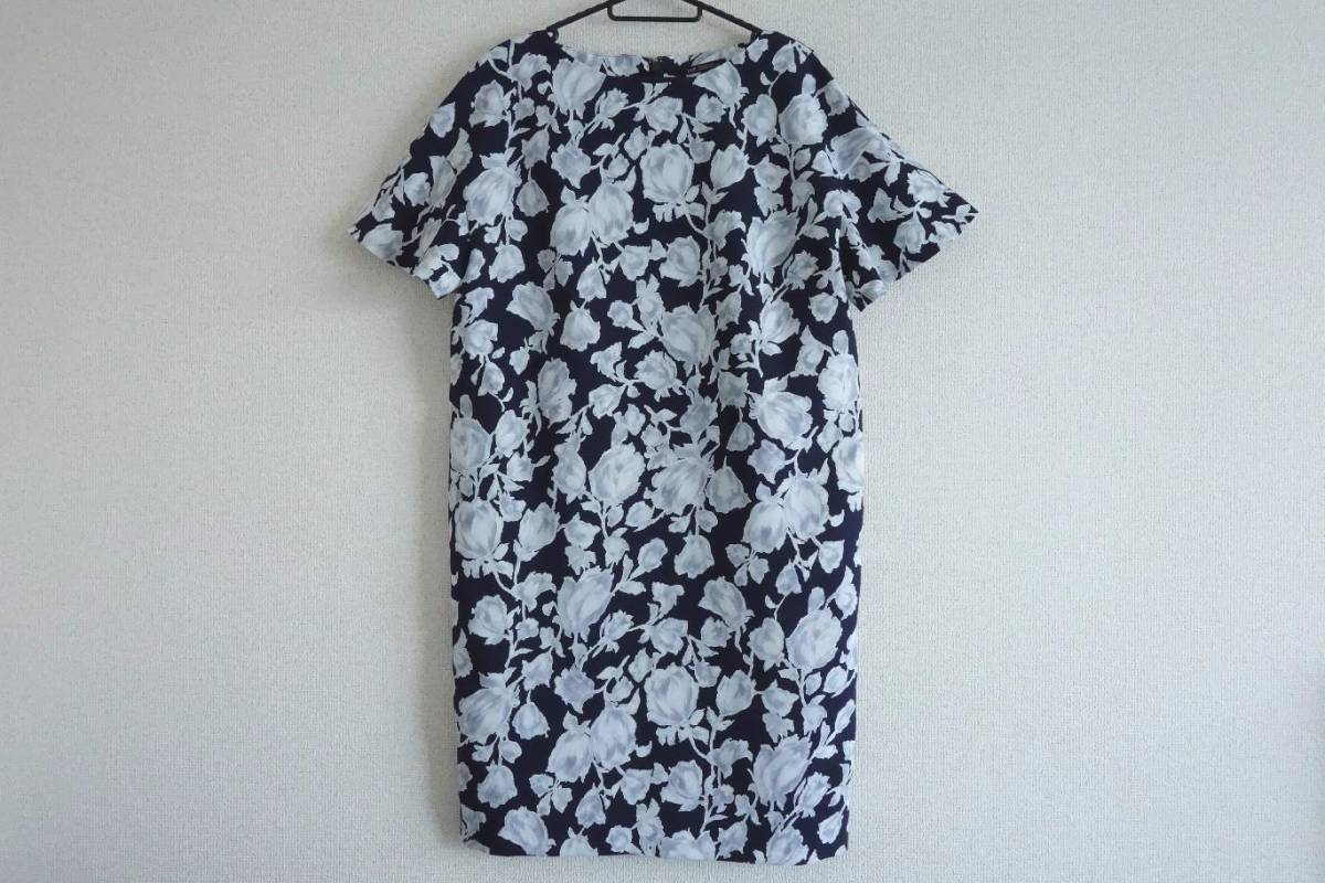 試着のみ美品 23区 オンワード樫山 フラワードロッププリントワンピース 定価24 000円 ネイビー 白グレー サイズ38 レディースm相当 の落札情報詳細 ヤフオク落札価格情報 オークフリー スマートフォン版