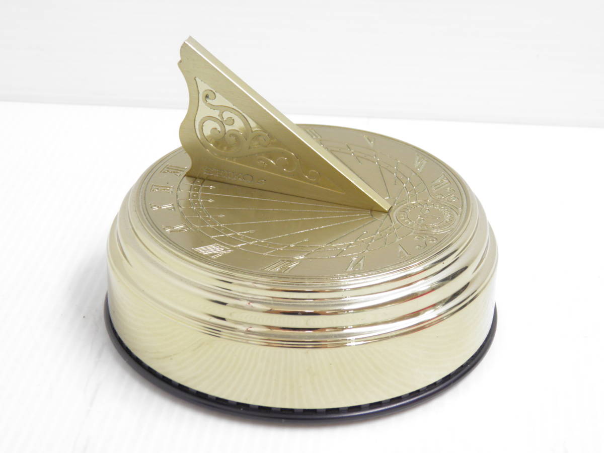 SEIKO DA 587 7 ピラミッド型置時計 SEIKO DA 587 7 ピラミッド型置時計 商品一覧 | セイコー クロック