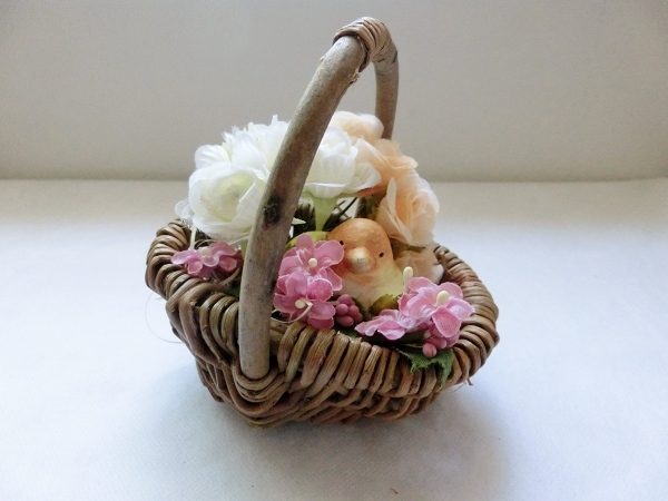 新品 ナチュラルキッチン 柳 ウイロー ミニチュア 小さい ミニ つる編 ハンドル 手付き かご バスケット インテリア 小物入れ 鳥 陶器 置物 造花 の落札情報詳細 ヤフオク落札価格情報 オークフリー スマートフォン版