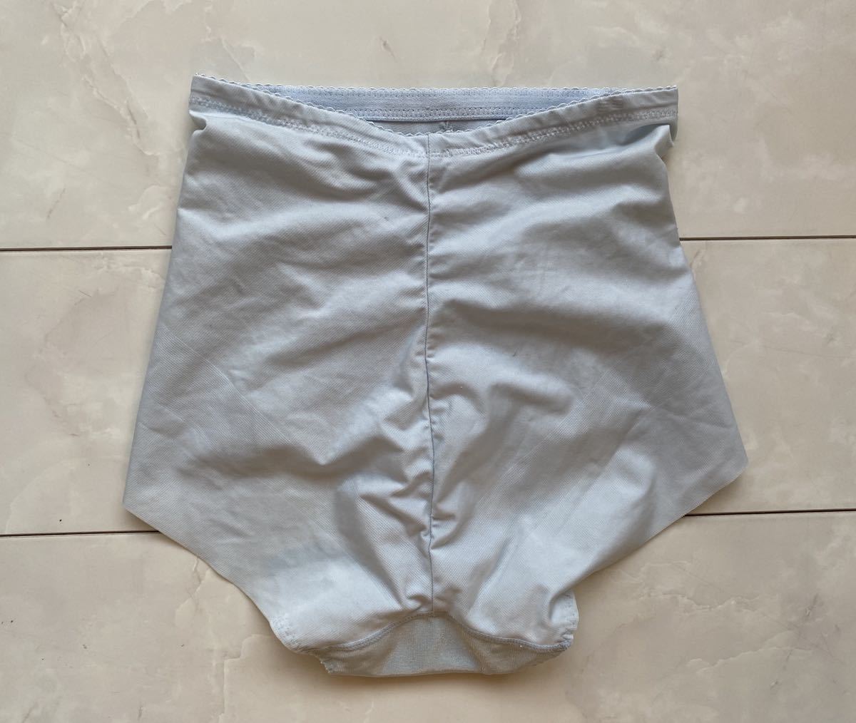 熟女ガードル 補正 未使用】ワコール ガードル 補正下着 1枚でOK 直履きショートガードル ショーツレス 熟女クローゼット整理品の落札情報詳細 - Yahoo!オークション落札価格検索 オークフリー