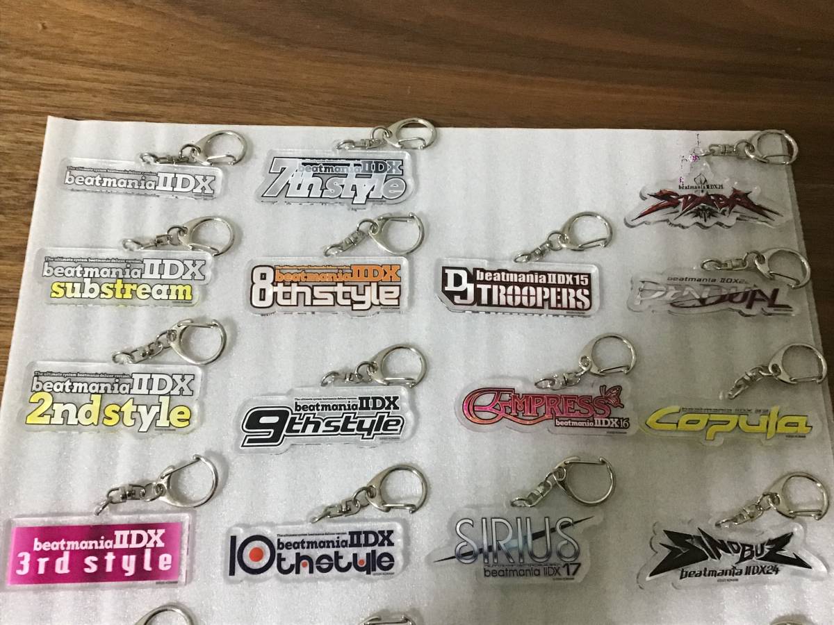 新品】【新品】EDP beatmania IIDX ロゴアクリルチャーム 全28種中 26