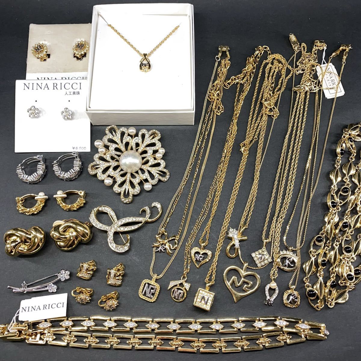 1000円〜 大量ニナリッチアクセサリー まとめ売 26点 ネックレス 