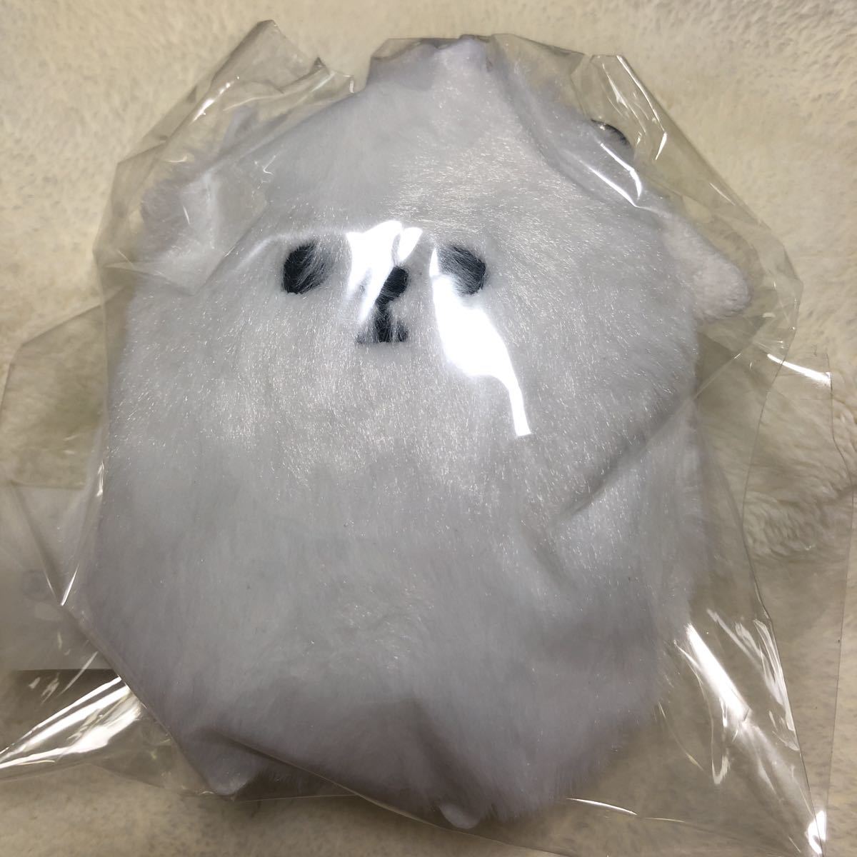 新品】ギヴン 真冬んちの毛玉マスコットリール付きパスケースポーチ 毛