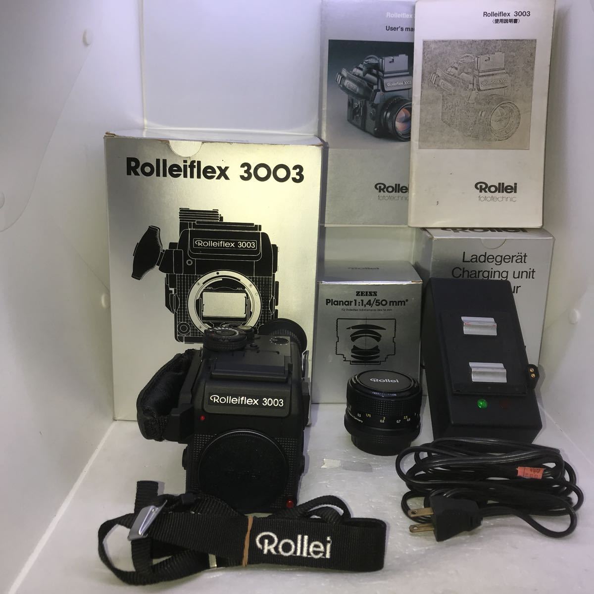 超美品 Rolleiflex 3003 フィルムカメラ Planar Rolleiflex 3003 with Planar 1.8/50 (defective) - Collectcamera