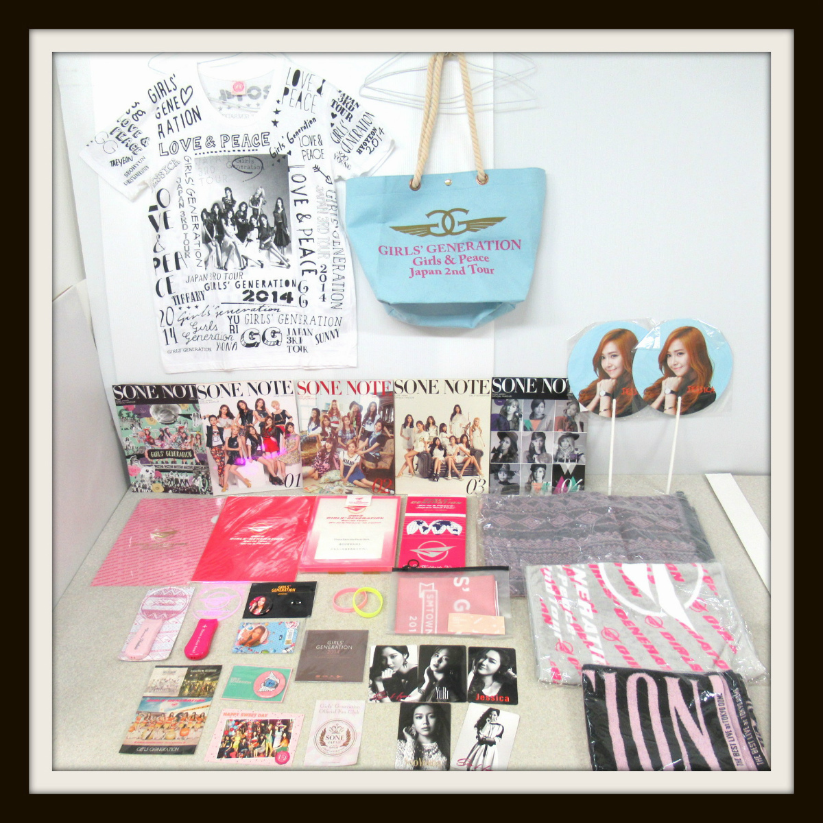 同梱可 少女時代 グッズセット Tシャツ バッグ ストール ペンライト うちわ 10 の落札情報詳細 ヤフオク落札価格情報 オークフリー スマートフォン版