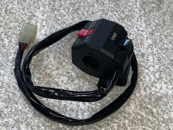 新品】KAWASAKI（カワサキ） 純正 ハンドルスイッチ 右 46091-1459