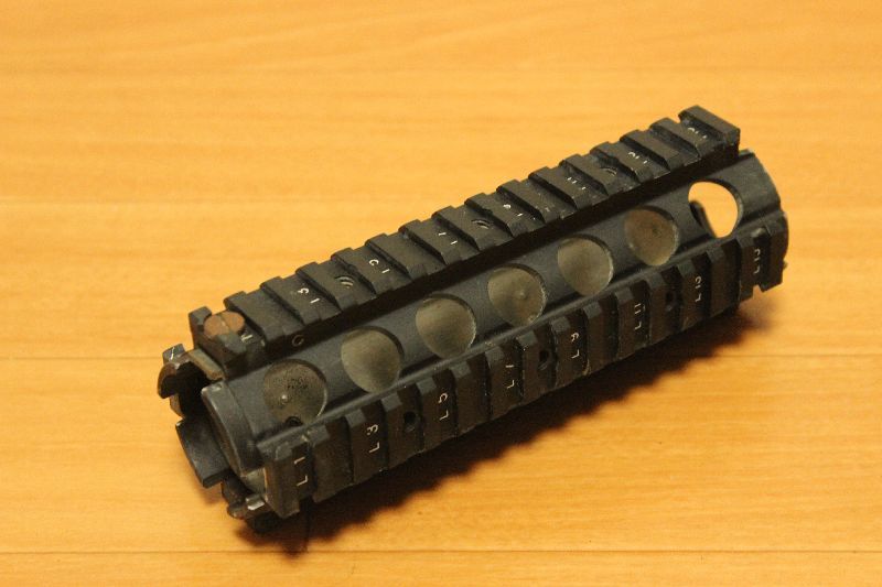 ◇Knight's Armament KAC ナイツ 刻印 M4 RIS レイルハンドガード◇(検