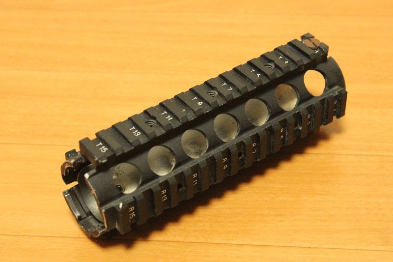 ◇Knight's Armament KAC ナイツ 刻印 M4 RIS レイルハンドガード◇(検
