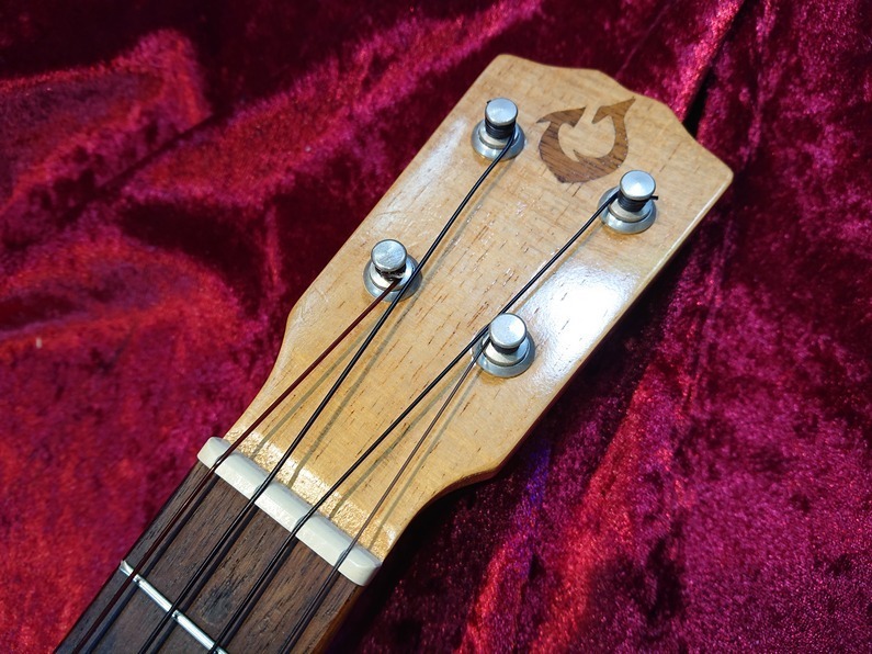 ジャンク品】G String ジーストリング Ukulele HONU 海亀 ウクレレ