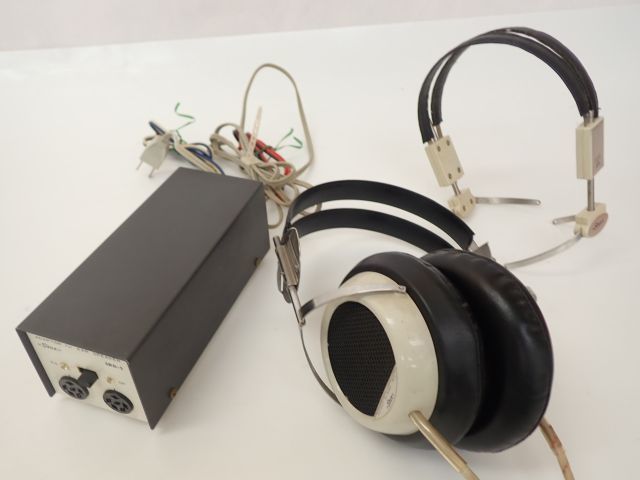 STAX ヘッドホンアンプ・オープンエア型ヘッドホンセット STAX ヘッドホンアンプ・オープンエア型ヘッドホンセット STAX