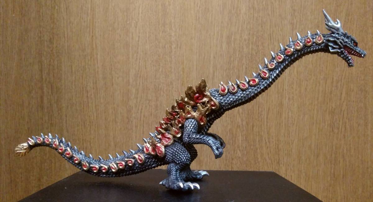 ウルトラ怪獣　ナツノメリュウ　リペイント もふもふウルトラ怪獣ソフビ ナツノメリュウ リペイント完成品 ゴジラ