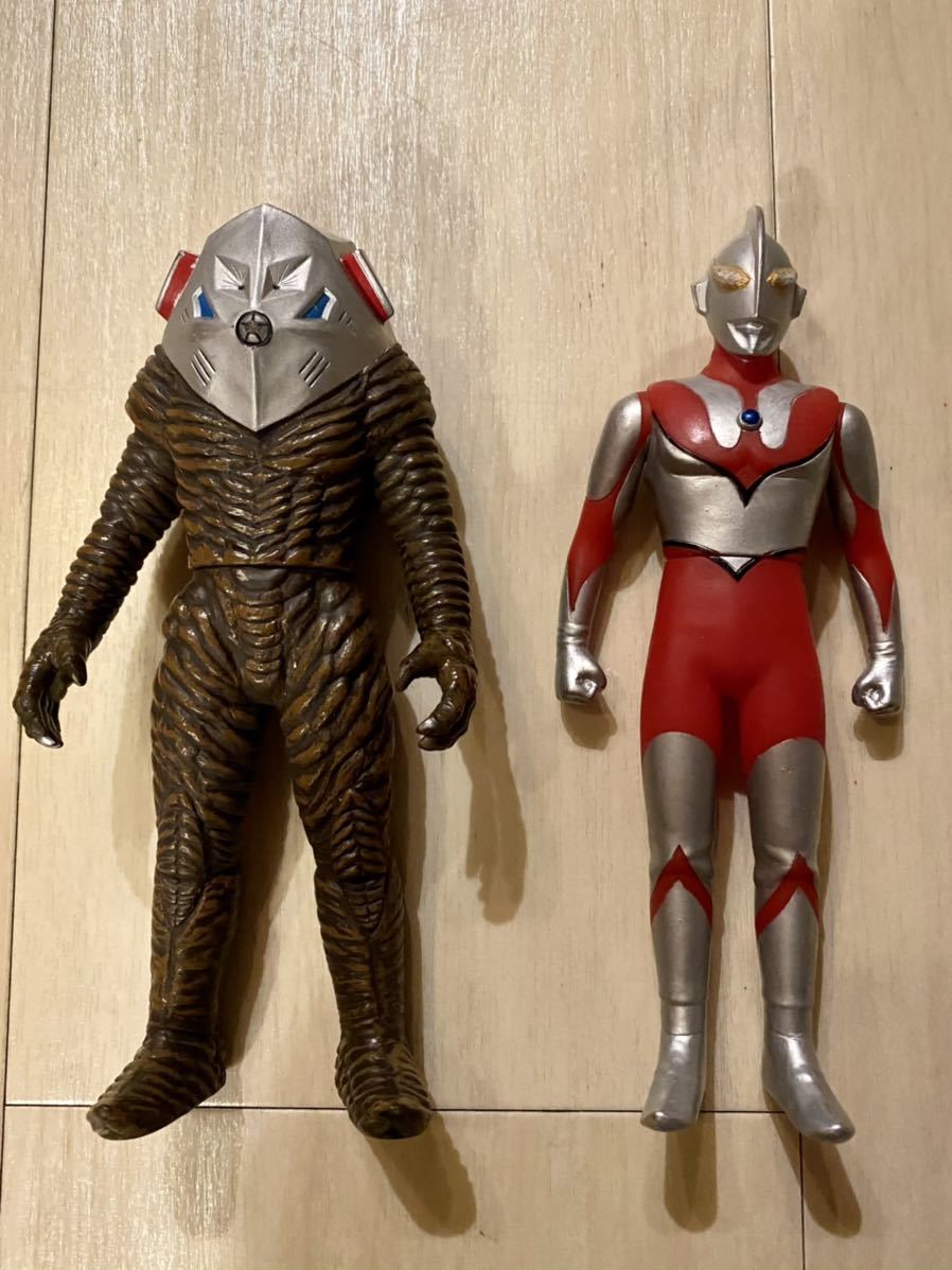 大怪獣シリーズ。にせウルトラマン＆ザラブ星人。発光Ver。 大怪獣