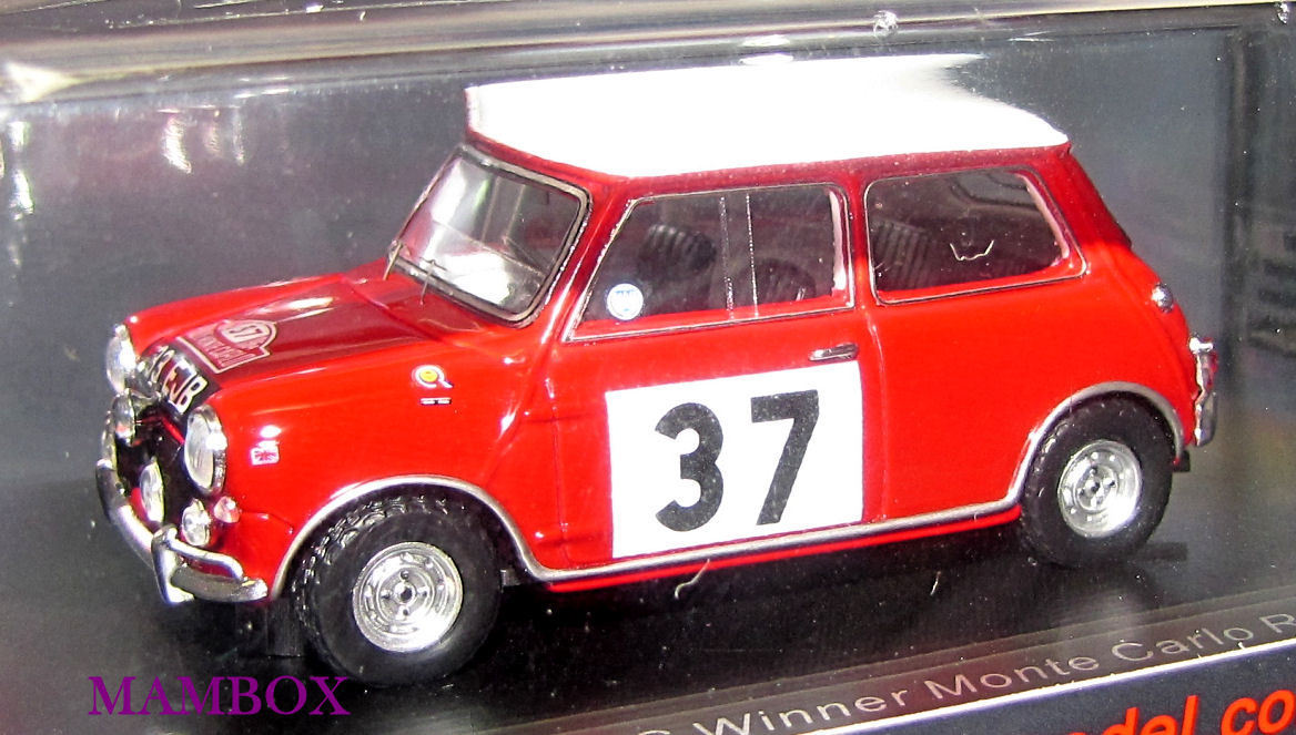 Der mini cooper hat die rallye monte carlo gewonnen -Fotos und -Bildmaterial in hoher Auflösung