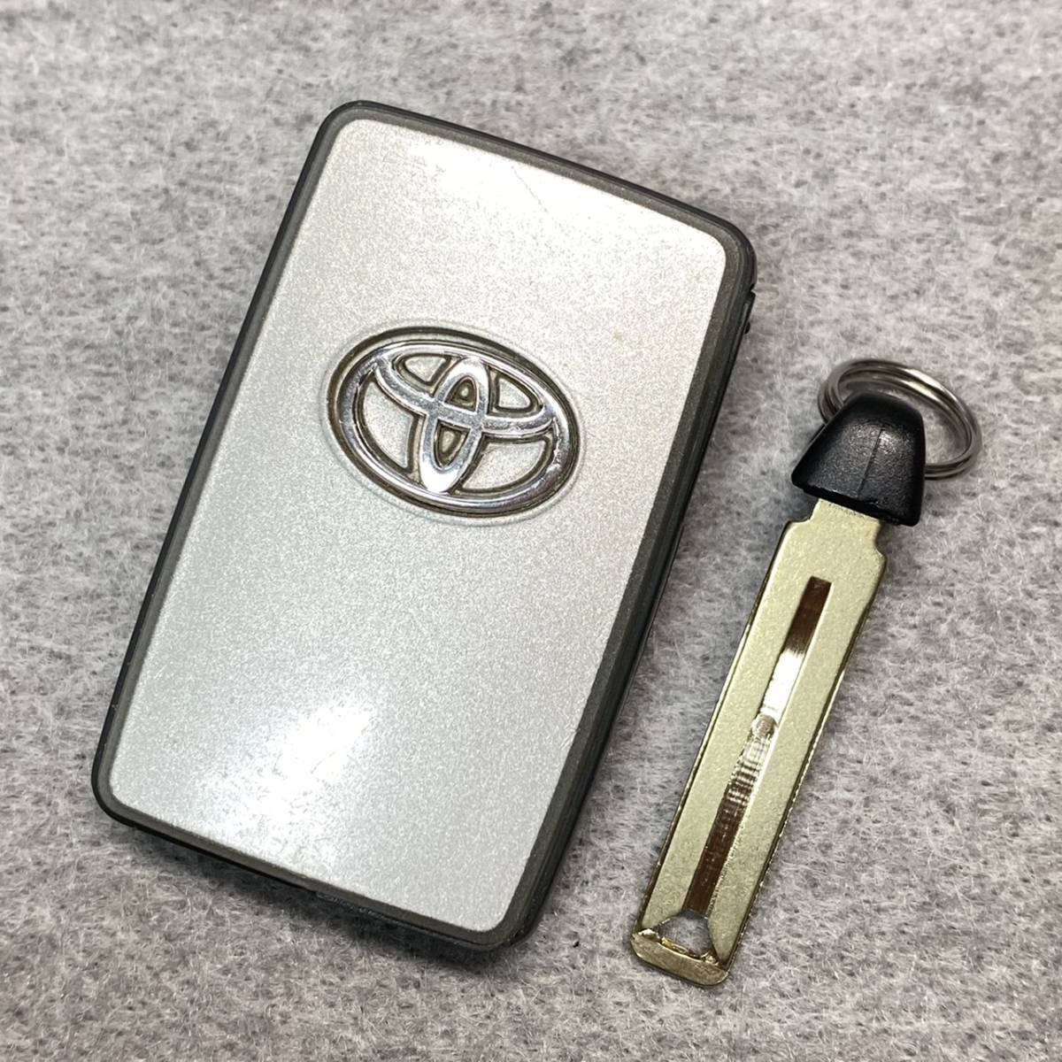 初期化済トヨタスマートキー クラウン基盤番号281451-0020新品電池付き⑦ 初期化済トヨタスマートキー クラウン基盤番号281451-0020新品