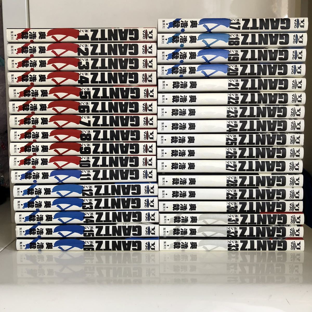 Gantz ガンツ 全37巻中の1 33巻 奥浩哉 いぬやしき Gigant ギガント の落札情報詳細 ヤフオク落札価格情報 オークフリー スマートフォン版