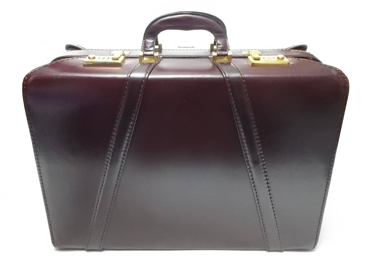 18 21 Sacchi イタリア製 トランク バッグ アタッシュケース の落札情報詳細 ヤフオク落札価格情報 オークフリー スマートフォン版