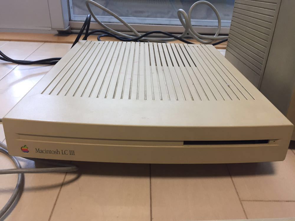 Apple Macintosh LC II キーボード・マウス・マイク付き Apple Macintosh LC II キーボード・マウス・マイク付き（Mac