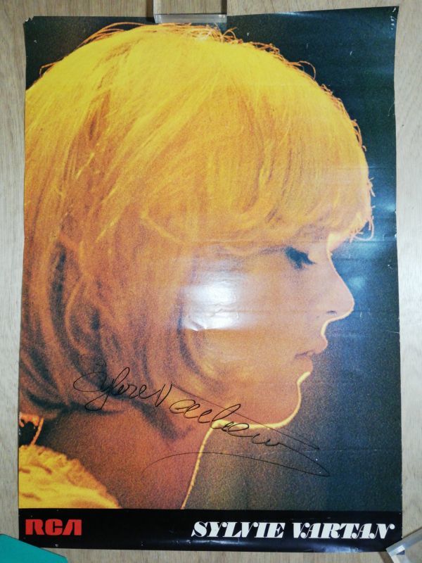 12）シルヴィバルタンポスター（サイン入）SYLVIE VARTAN B2サイズ