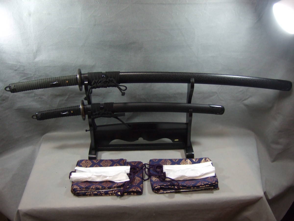 高級本格居合刀】 第24代藤原兼房 武蔵拵え 大刀 美品 （大小二振り 刀 