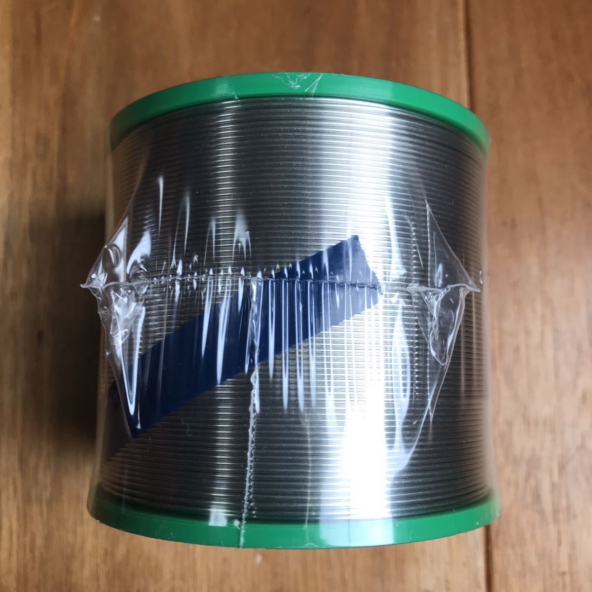 千住金属工業 鉛フリーはんだ 0.8mm 1kg巻き ESC21F40.8 1個 千住金属工業 鉛フリーはんだ 0.8mm 1kg巻き ESC21F40.8 1個