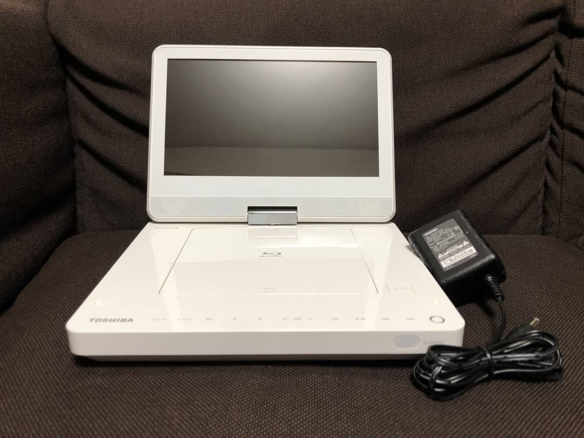 美品】東芝 REGZA ポータブル ブルーレイプレーヤー SD-BP900S