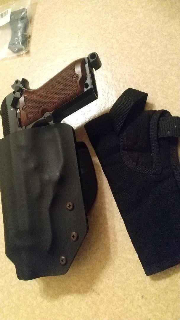 KSCベレッタM93R用　コンシールド・タイプのホルスター　こげ茶モデル ベレッタM93R 、92F 、M1934 、SHADOW2/P09 / L9A2