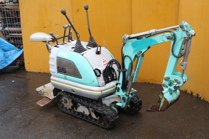 コベルコ 神戸製鋼所 ミニ油圧ショベル SS1 215H