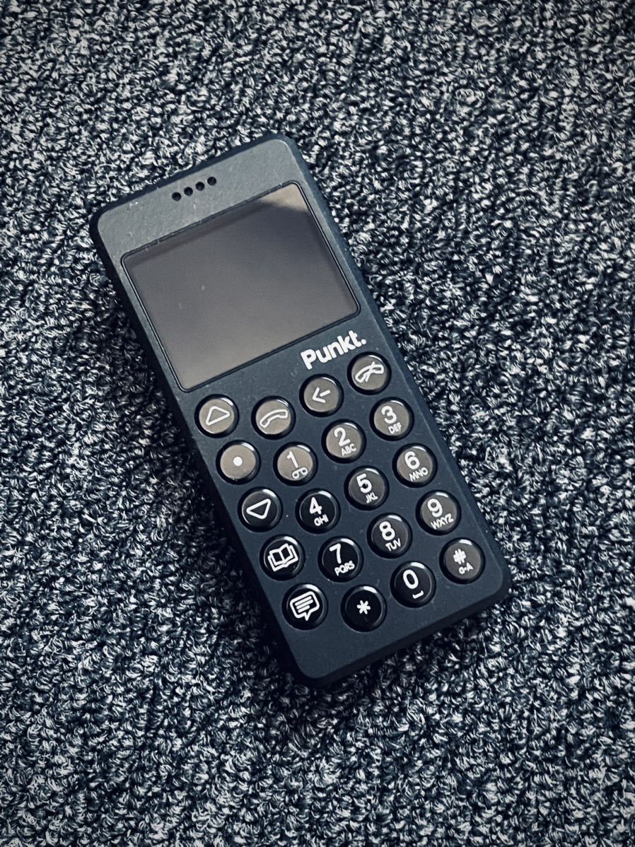 美中古 プンクト Punkt ガラケー ジャスパーモリソン ローランド Simフリー の落札情報詳細 ヤフオク落札価格情報 オークフリー スマートフォン版