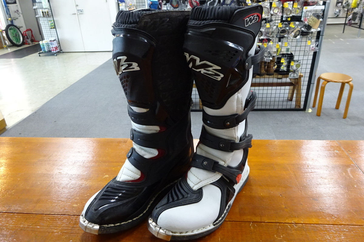 W2 オフロードブーツ モトクロス エンデューロ 黒/白E-MX7 W2 オフロードブーツ モトクロス エンデューロ 黒/白E-MX7