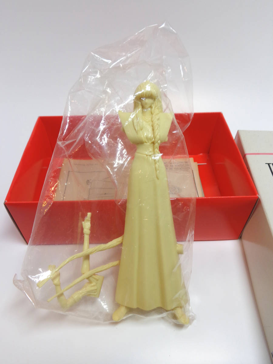 ボークス 1/8 天照帝 アマテラスノミカド FSS ガレージキット ボークス 1/8 天照帝 アマテラスノミカド FSS ガレージキット
