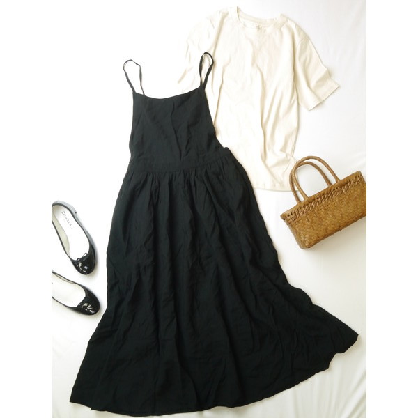 フェリシモ Felissimo なんだかんだ出番が多い ストンと着こなす キャミソール ワンピース 黒 M の落札情報詳細 ヤフオク落札価格情報 オークフリー スマートフォン版