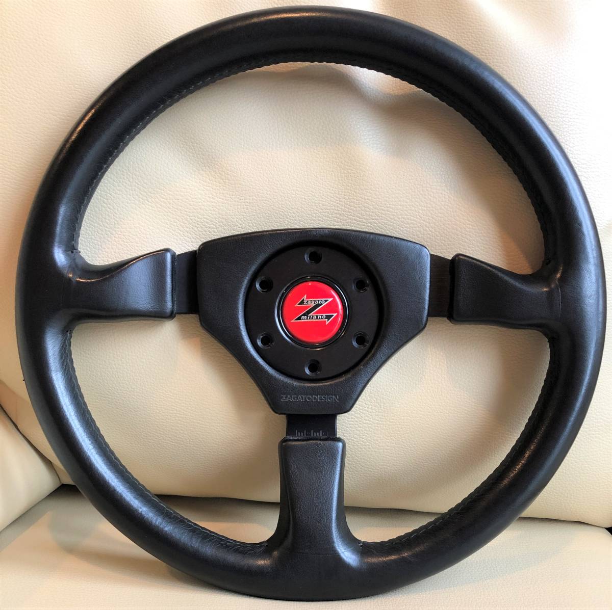 超希少【絶版】MOMO ZAGATO DESIGN モモザガートデザイン 送料込】MOMO ZAGATO DESIGN モモ ザガートデザイン ハンドル