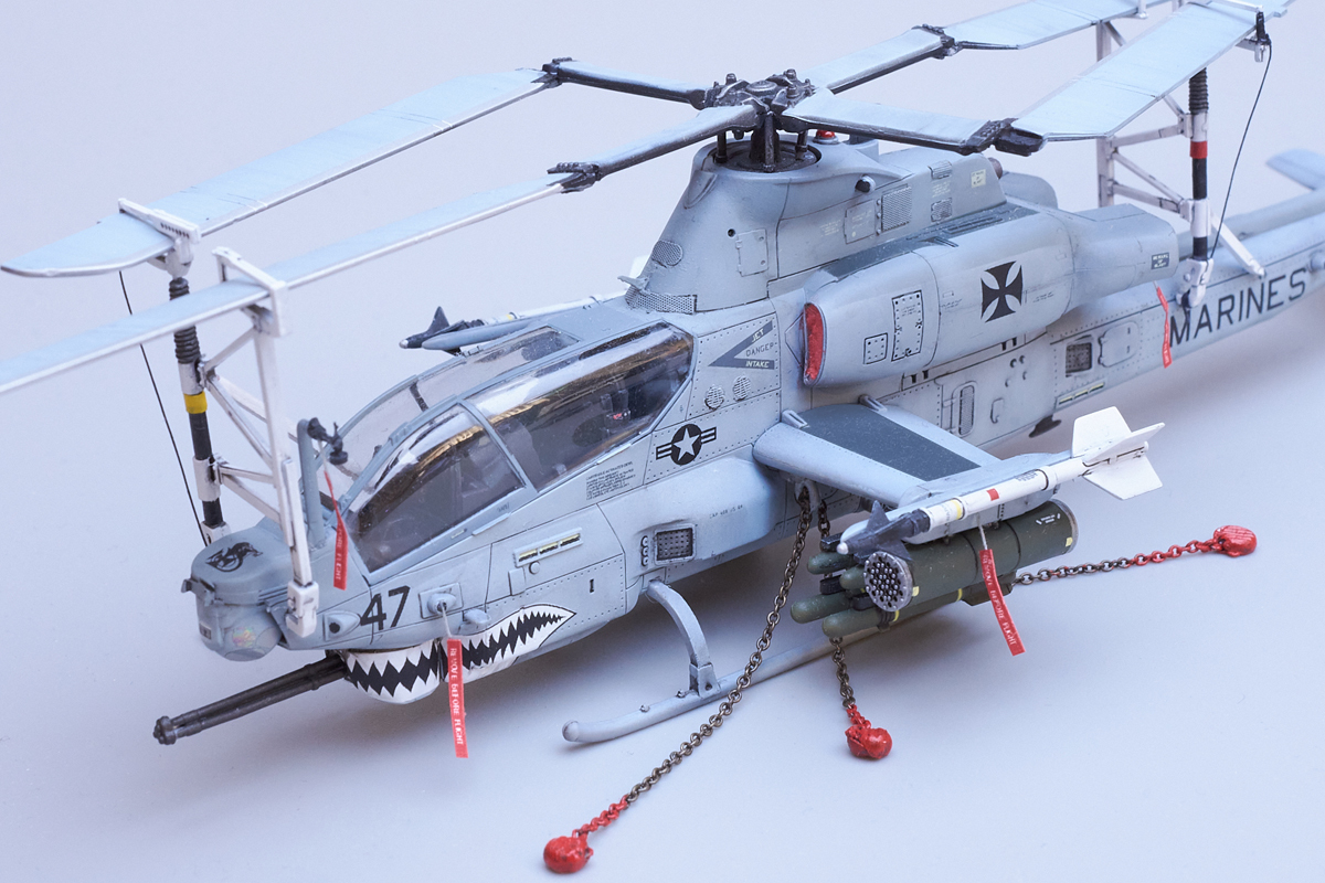 ドリームモデル 1/72 アメリカ海兵隊 AH-1Z ヴァイパー 攻撃ヘリ