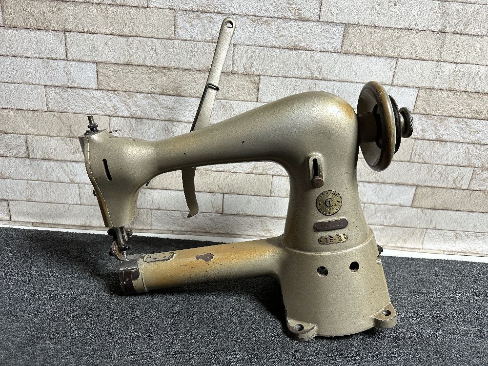 靴用ミシン(18種 CIRDAR TF-3S)
