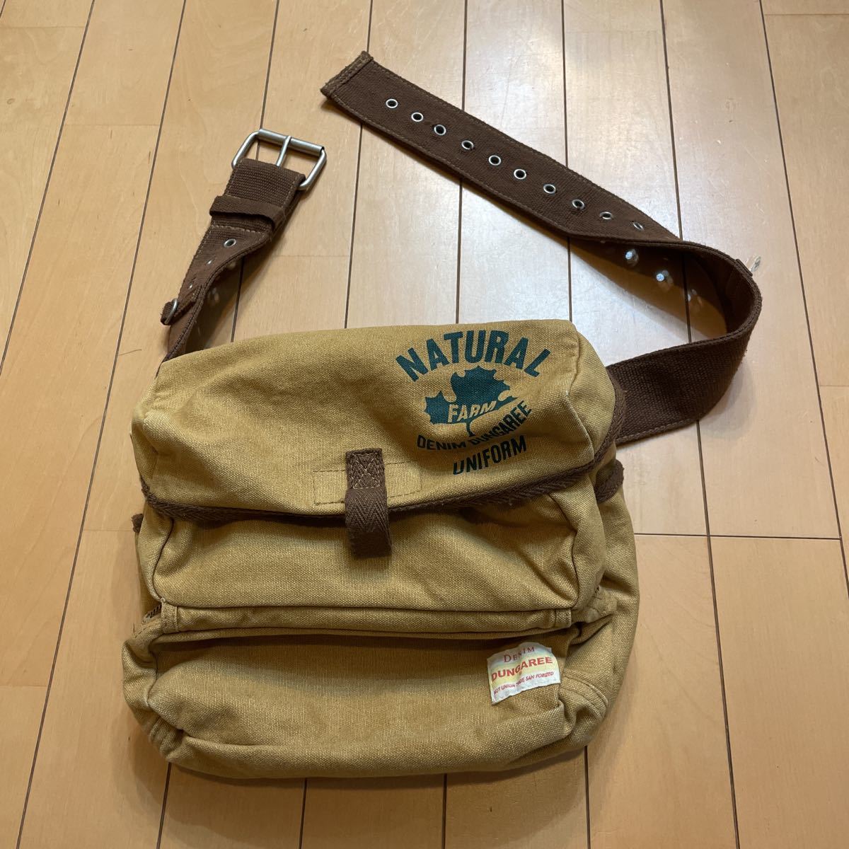 巾着バッグ トレンド pouch /ヴィンテージデニムの巾着バッグ