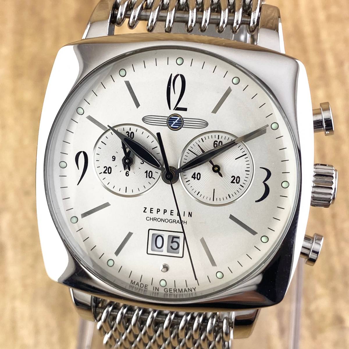 ZEPPELIN LZ121 MEDITTERRANEE 7784 クロノグラフ