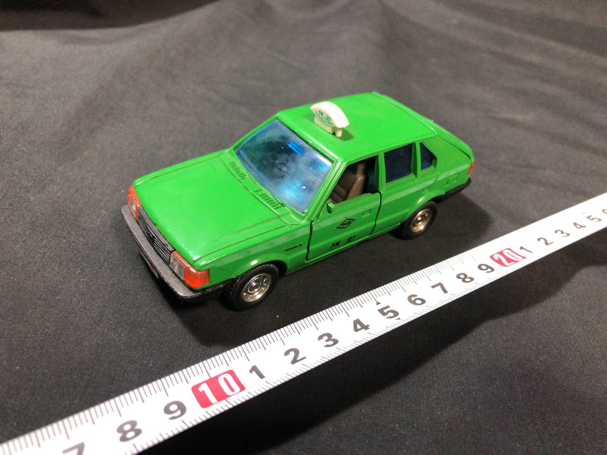【傷や汚れあり】【ミニカー11】『韓国製 タクシー HYUNDAI pony2 No.4416 MINI POWER 1/35』 CLOVER