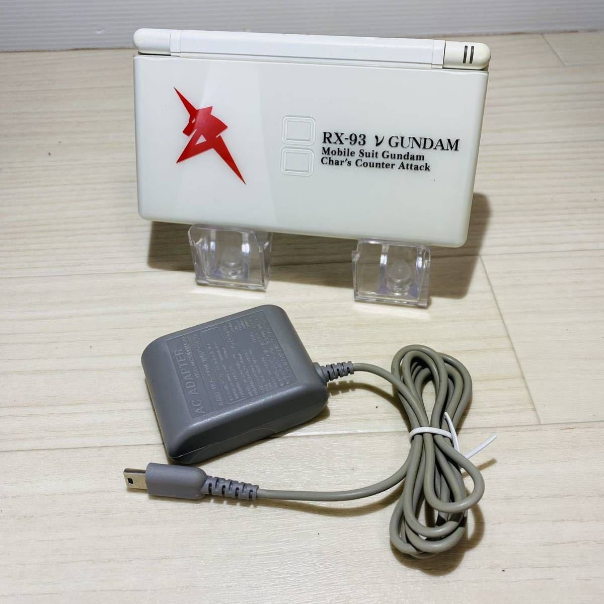 384 SDガンダムGジェネレーションクロスドライブ　ニンテンドーDSLite 未使用】 DS Lite SDガンダム ジージェネレーション クロス