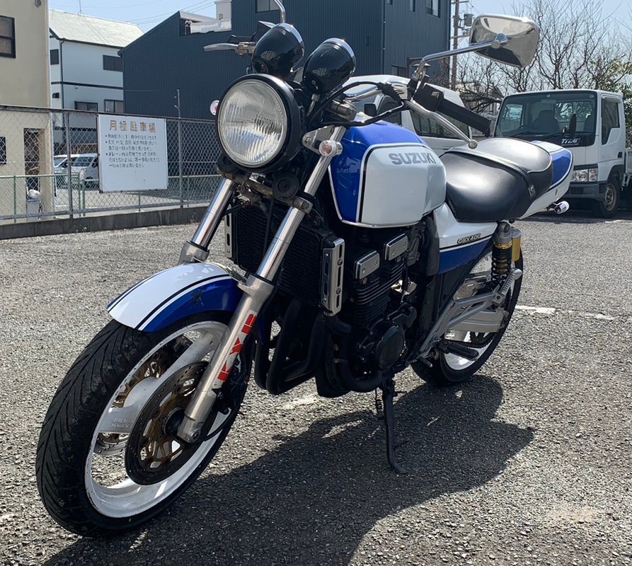 目立った傷や汚れなし】GSX400インパルス GK79A 希少クーリーカラー 白
