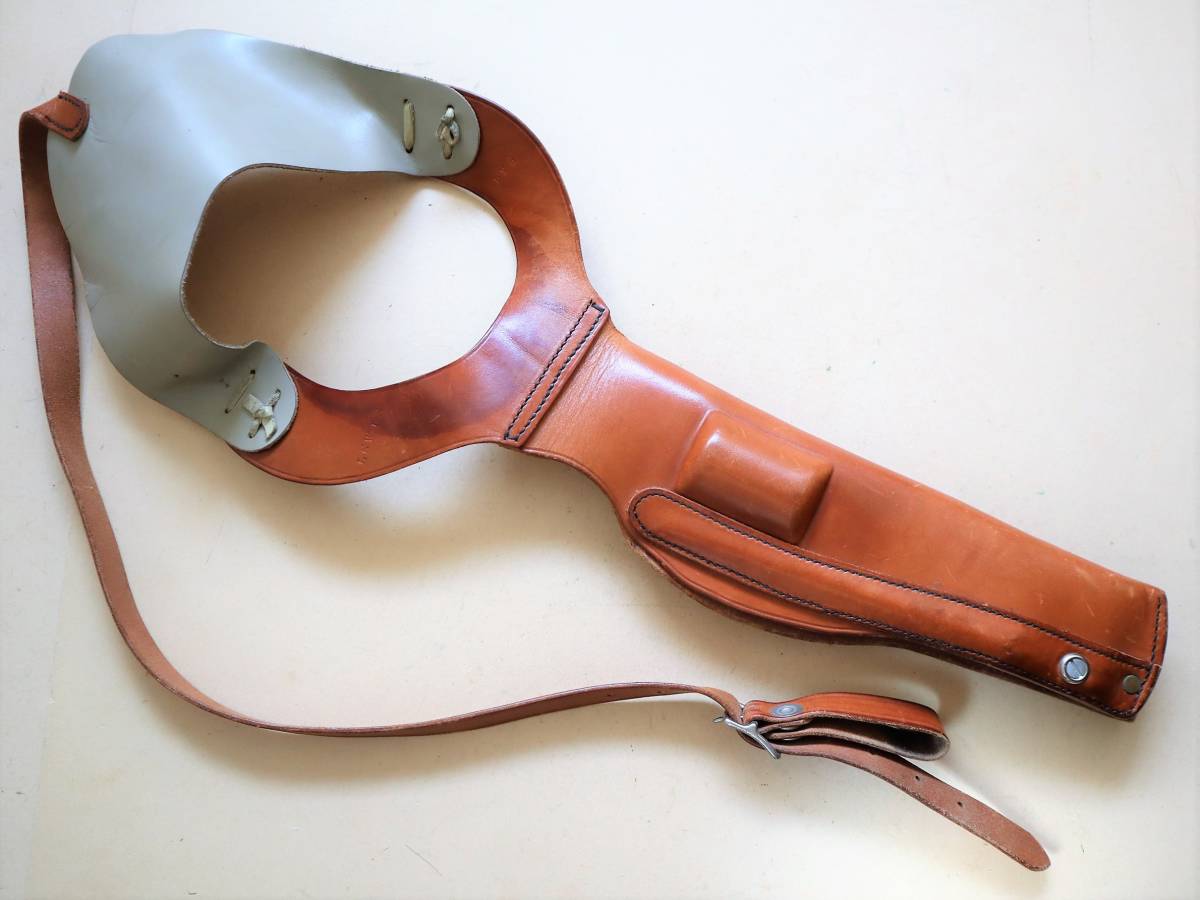 実物　ルイス　“スタスキー＆ハッチ”　ショルダー・ホルスター　６インチ銃身、左利き用 実物 ルイス \u201cスタスキー＆ハッチ\u201d ショルダー・ホルスター ４インチ