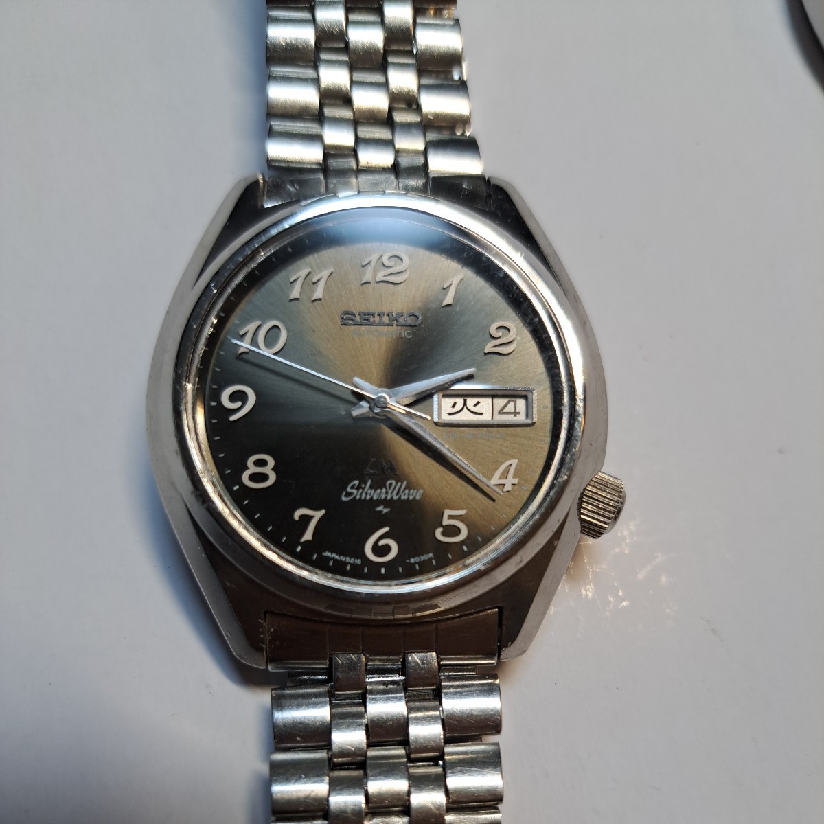 seiko-lm-silver-wave-5216-8030